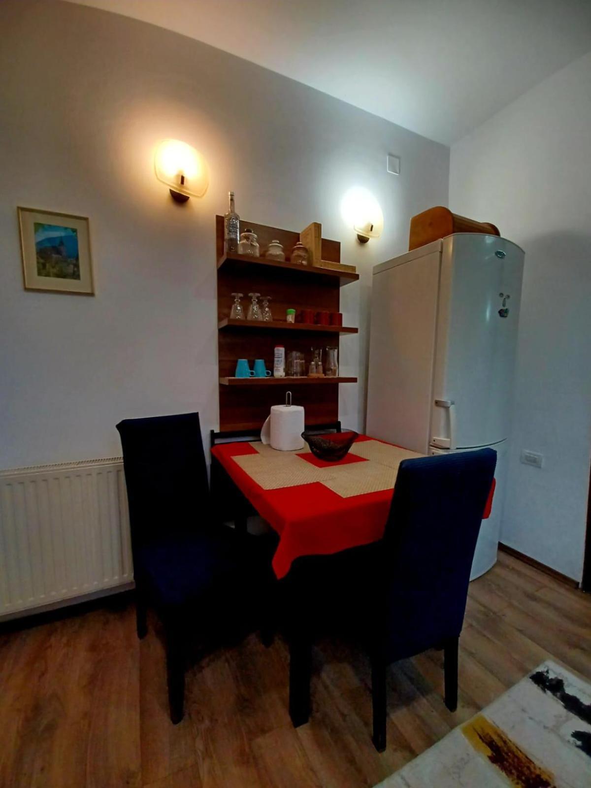 Lovely Central Apartment Braszów Zewnętrze zdjęcie