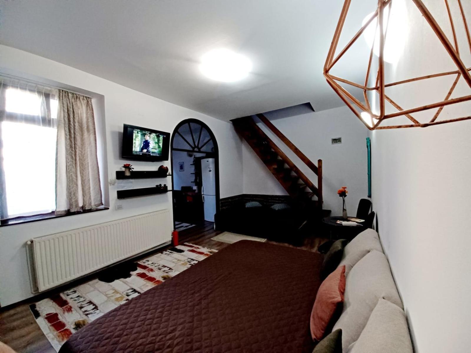 Lovely Central Apartment Braszów Zewnętrze zdjęcie